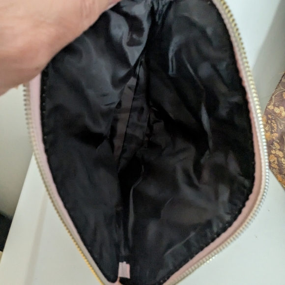 Marc Jacobs Pouch - Picture 3 of 3